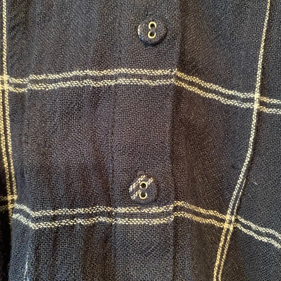 Skies are Blue. Size S. Navy with cream box stripes. - Picture 4 of 5